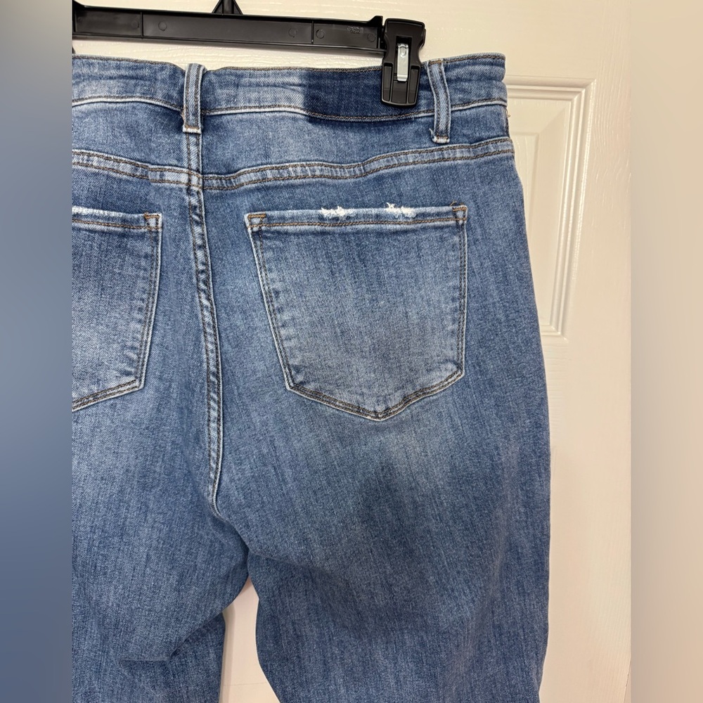 Trendy Distressed Blue Boyfriend Jeans - Picture 7 of 10